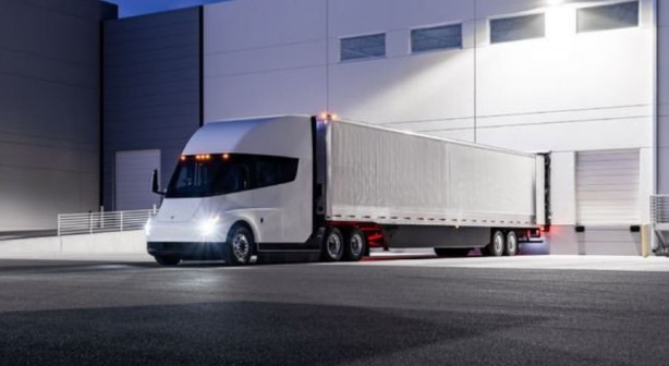 Foto - Elektrikli Tesla Semi tır gerçek oluyor! Gigafactory Nevada'da inşa edilecek