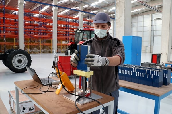 Foto - Elektrikli traktör için tarih verildi