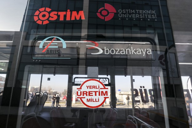 Foto - Elektrikli ve yerli metrobüs görücüye çıktı