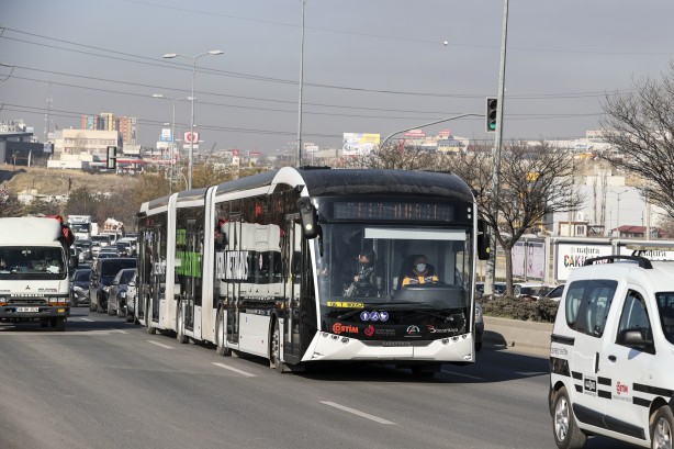 Foto - Elektrikli ve yerli metrobüs görücüye çıktı