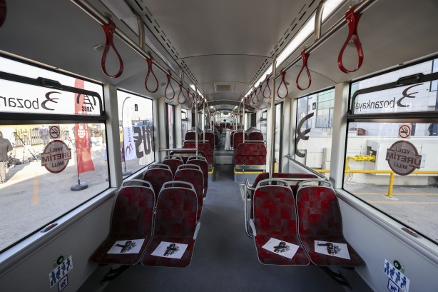 Foto - Elektrikli ve yerli metrobüs görücüye çıktı