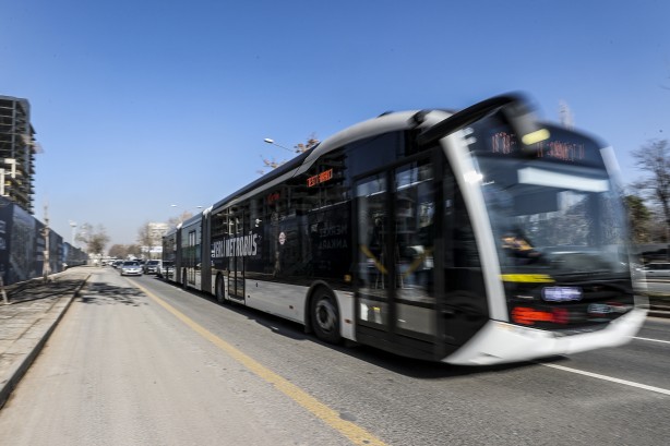 Foto - Elektrikli ve yerli metrobüs görücüye çıktı