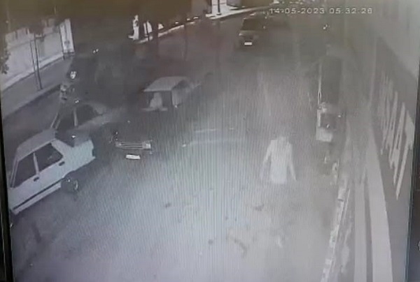 Foto - Elinde sigarayla apartmana girdi! Ortalık savaş alanına döndü çünkü... 