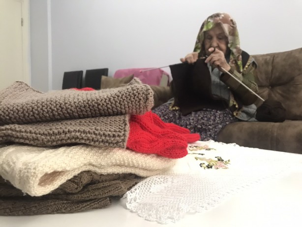 Foto - Eline sağlık Şerife teyze