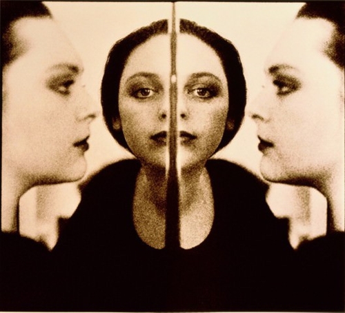 Foto - Elinize bakarak kansere meyilli olup olmadığınızı anlayın!