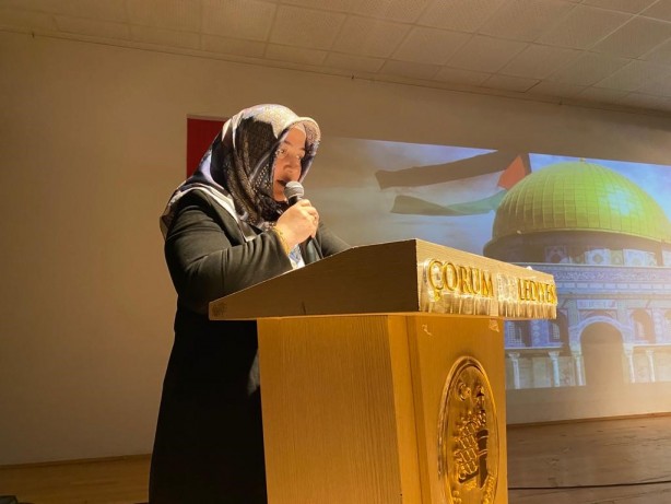 Foto - Eller semaya Filistin için açıldı