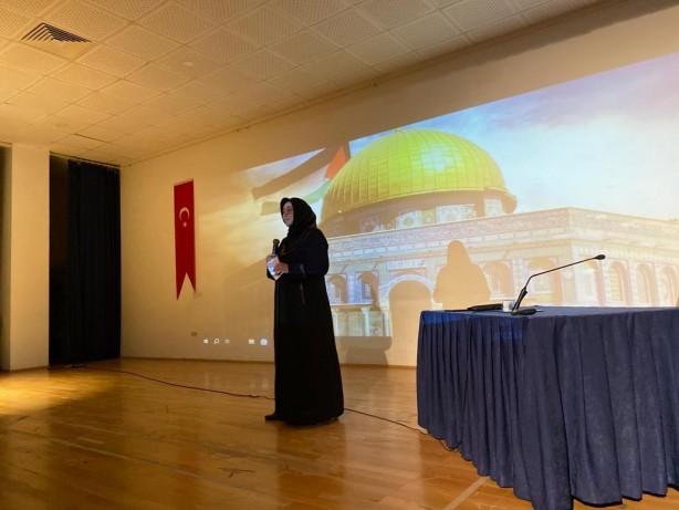 Foto - Eller semaya Filistin için açıldı