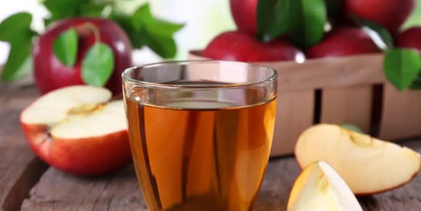 Foto - Elma suyu ile kaliteli, doğal meyve suyu: Kabızlığı rahatlatıp sindirimi düzenliyor! Sonuçları muhteşem