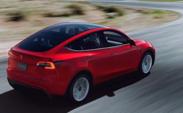 Foto - Elon Musk açıkladı! Üç yeni Tesla modeli geliyor