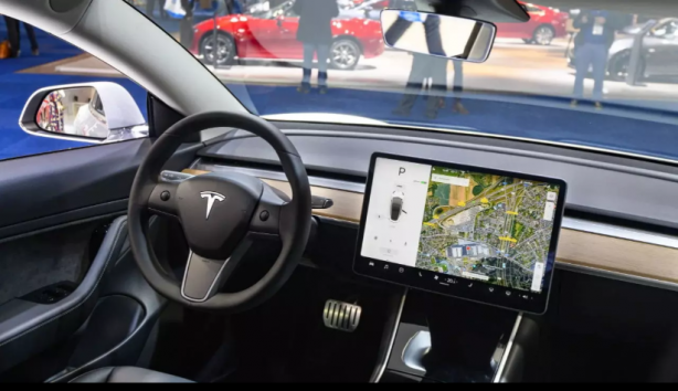 Foto - Elon Musk acizliğini milyonlarca para ödülü ile kapatmaya çalıştı! Tesla'dan bilgisayar korsanlarına 9 milyon TL ödül