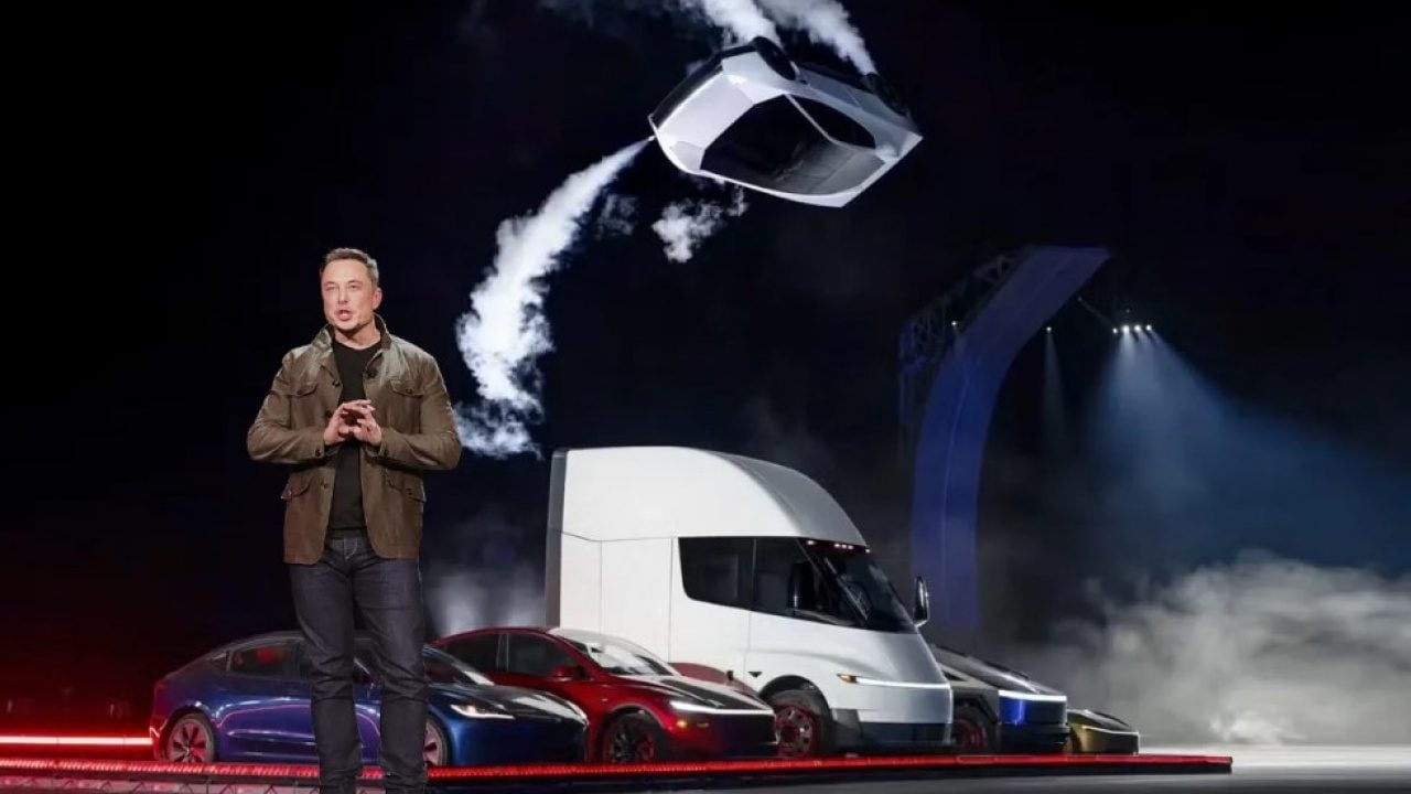 Foto - Elon Musk bile şaşırdı! Tesla'nın arabası uçuyor, hissesi düşüyor