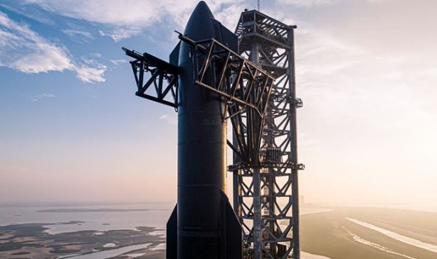 Foto - Elon Musk dev roketi sil baştan yaptı