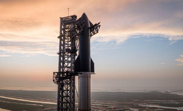 Foto - Elon Musk dev roketi sil baştan yaptı