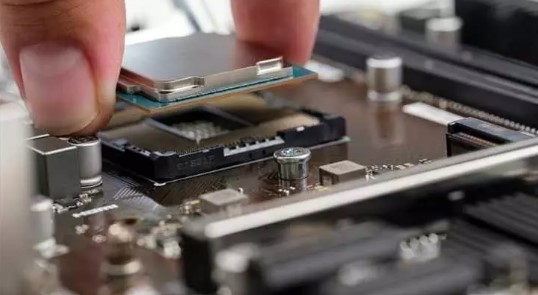 Foto - Artık aşıyla vakit kaybetmiyorlar! Elon Musk milyonlarca insanın beynine...