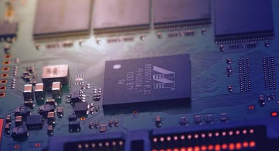 Foto - Artık aşıyla vakit kaybetmiyorlar! Elon Musk milyonlarca insanın beynine...