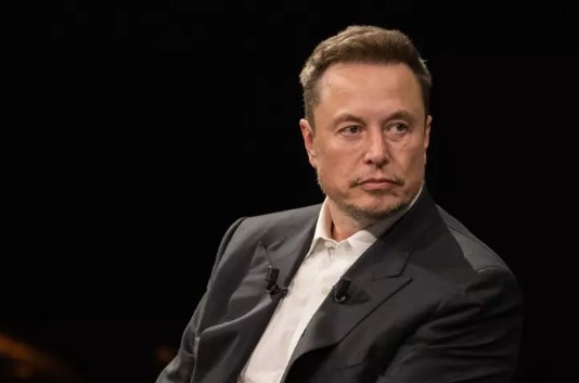 Artık aşıyla vakit kaybetmiyorlar! Elon Musk milyonlarca insanın beynine...