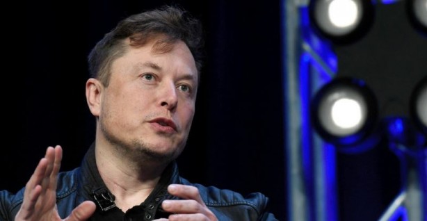 Elon Musk, Twitter CEO'luğunu bırakıyor