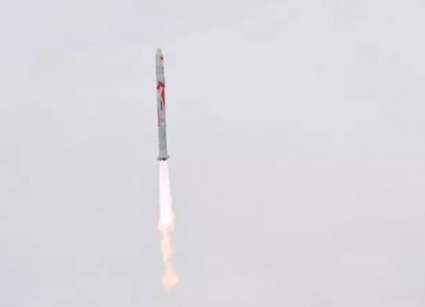 Foto - Elon Musk ve Jeff Bezos geçildi!