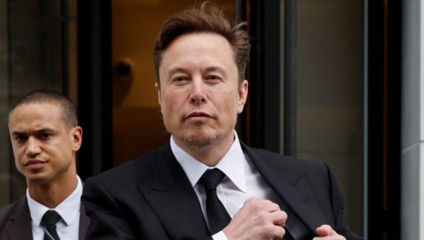 Elon Musk, zorda kalan bankaya çökecek