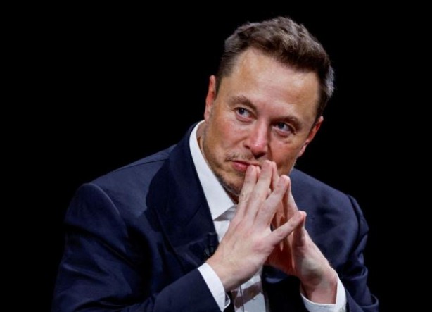 Foto - Elon Musk’a zorla ifade şoku