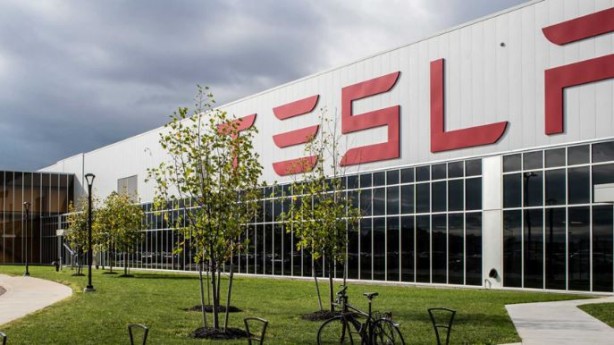 Foto - Elon Musk'ın gözünü hırs bürüdü! Çalışanlara fabrikada uyuyun çağrısı