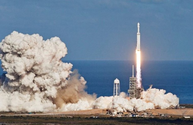 Foto - Elon Musk’ın şirketi ABD’nin casus uydularını fırlattı