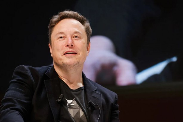 Elon Musk'tan alkışlanacak LGBTQ kararı! X ve SpaceX genel merkezlerini taşıyacak