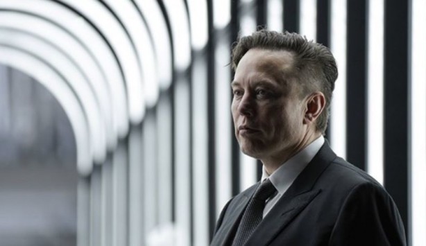 Foto - Elon Musk'tan ingiliz takımına rekor teklif