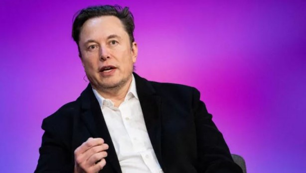 Foto - Elon Musk'tan ingiliz takımına rekor teklif