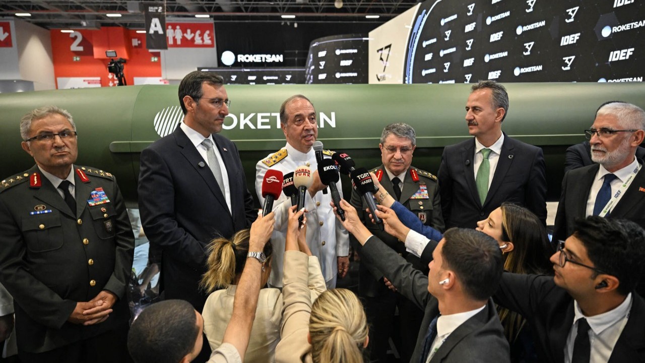 Foto - Emekli albay Tayfun Blok-4 füzesinin menzilini açıkladı! Canlı yayını izleyenler kulaklarına inanamadı