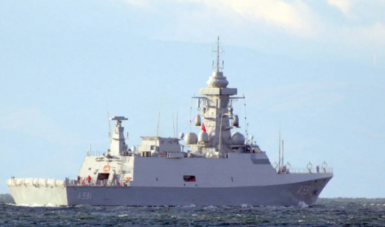 Foto - Emekli albay 'Ufuk' gemisini anlattı! Öyle bir özelliği var ki izleyenler dondu kaldı, Yunanistan'ın vah haline