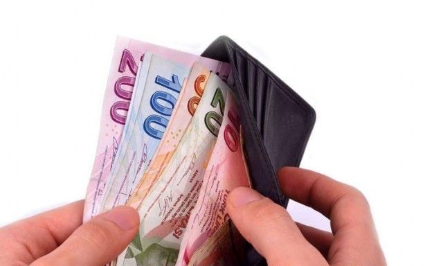 Foto - Emekli bayram ikramiyesinde havalara uçuran kulis! "Çalışma yapılıyor" dedi, yeni rakamı söyledi