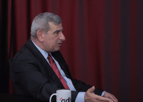 Foto - Baykar kurucusu Özdemir Bayraktar'la ilgili olay detay! Eski tuğgeneral 'Bana para gönderdi' diyerek açıkladı