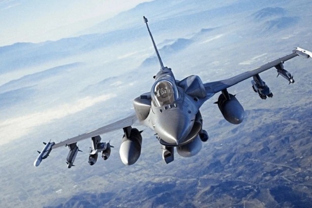 Foto - 'F-16'lar üç yıl sonra gelecek' diyen emekli korgeneral Türkiye'yi kurtaracak savaş uçağını açıkladı! Tek çare o