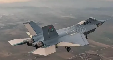 Foto - 'F-16'lar üç yıl sonra gelecek' diyen emekli korgeneral Türkiye'yi kurtaracak savaş uçağını açıkladı! Tek çare o