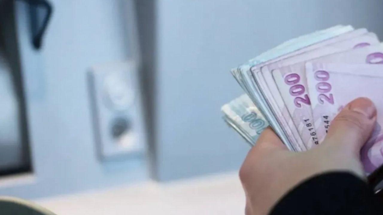 Foto - Emekli maaş zammında masadaki 2 formül: Kök maaşlara refah payı ve seyyanen zam geliyor mu?