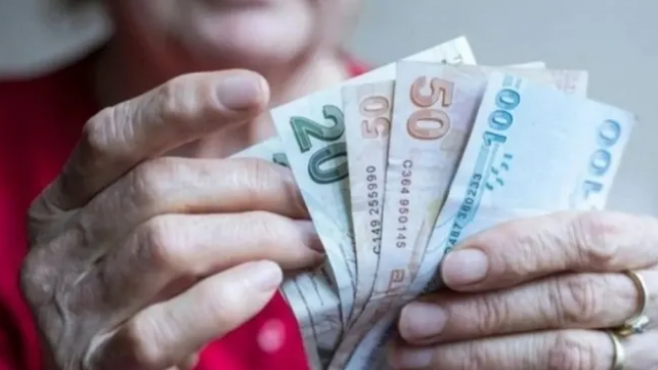 Emekli maaşı zam tahminleri yeniden hesaplandı: SSK ve BAĞ-KUR’un en düşük emekli maaşı ne kadar olacak? 