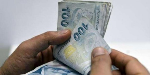 Foto - Emekli maaşına haciz konulur mu? Vergi borcu yüzünden emekli maaşı kesilir mi?