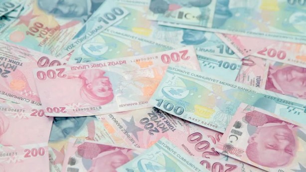 Foto - Emekli maaşına haciz konulur mu? Vergi borcu yüzünden emekli maaşı kesilir mi?