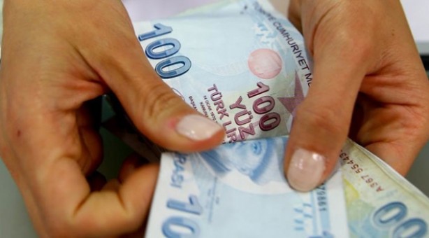 Foto - Emekli maaşına haciz konulur mu? Vergi borcu yüzünden emekli maaşı kesilir mi?