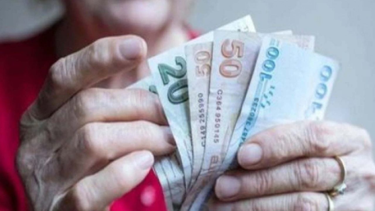 Foto - Emekli maaşlarına iyileştirme yapılacak mı, düzenleme ne zaman hayata geçecek? Başkan Erdoğan açıkladı