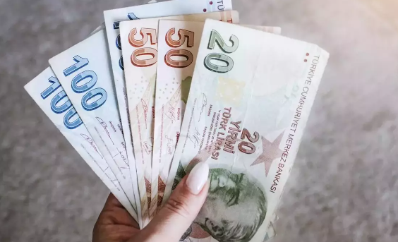 Foto - Emekli maaşlarıyla ilgili beklenmedik gelişme! Cem Küçük milyonlarca emekliye kötü haberi verdi