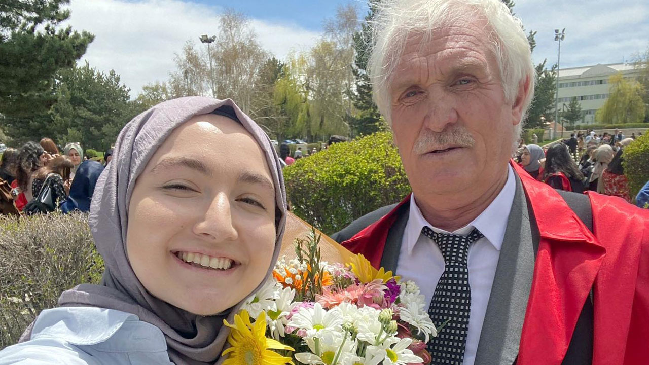 Foto - Emekli öğretmen çocukluk hayaline ulaştı! 64 yaşında avukat oldu