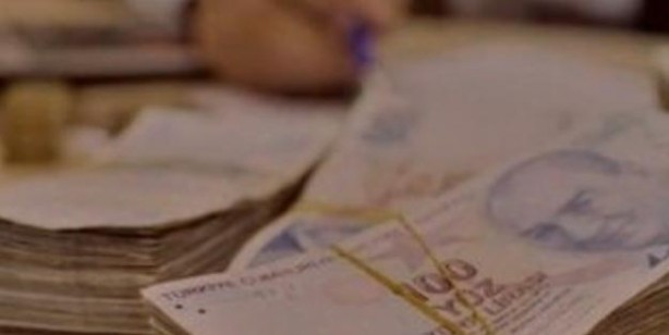 Foto - Emekli olmadan toplu para çekilebilir mi? 