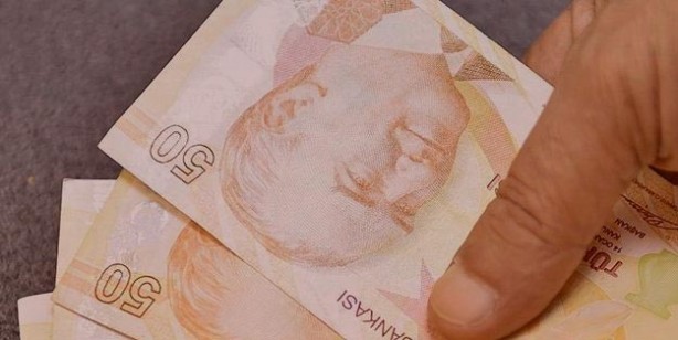 Foto - Emekli olmadan toplu para çekilebilir mi? 