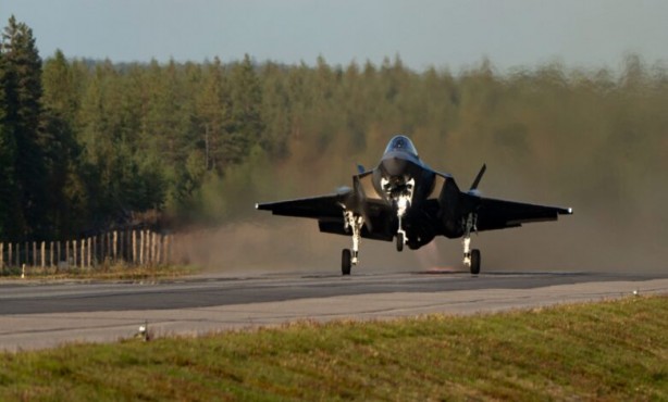 Emekli orgeneralden beklenmedik çağrı: F-35 programına geri dönmeliyiz! Sebep aslında S-400 değil