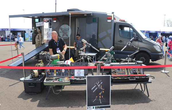 Emekli SAS komandosu tarafından geliştirildi... TEKNOFEST'te sergileniyor