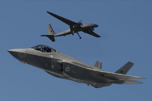 Foto - Emekli Tuğgeneral Milli Muharip Uçak için üstüne basa basa uyardı: Bu sorunu acilen çözmemiz lazım acilen