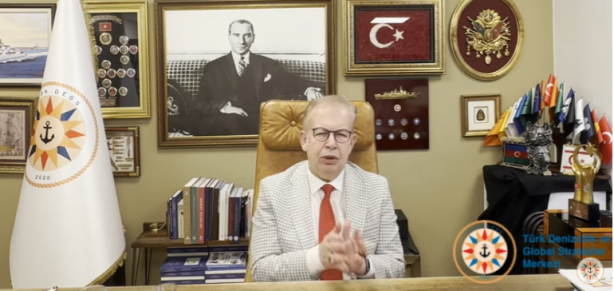 Foto - Emekli tümamiral beklenmedik gelişmeyi duyurdu: Türkiye oradaki sondaj gemilerini çekti