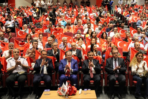 Foto - Emekli Tümamiral Cihat Yaycı: Din kılıfı içerisinde bir terör ve casusluk örgütüdür!